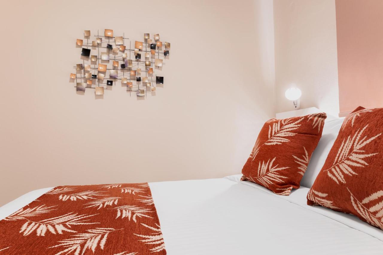 Corali Suites Andros Batsíon Exterior foto