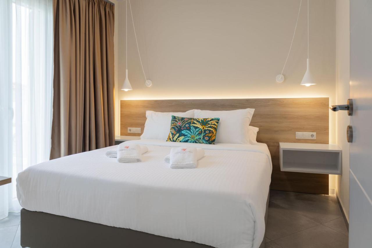 Corali Suites Andros Batsíon Exterior foto